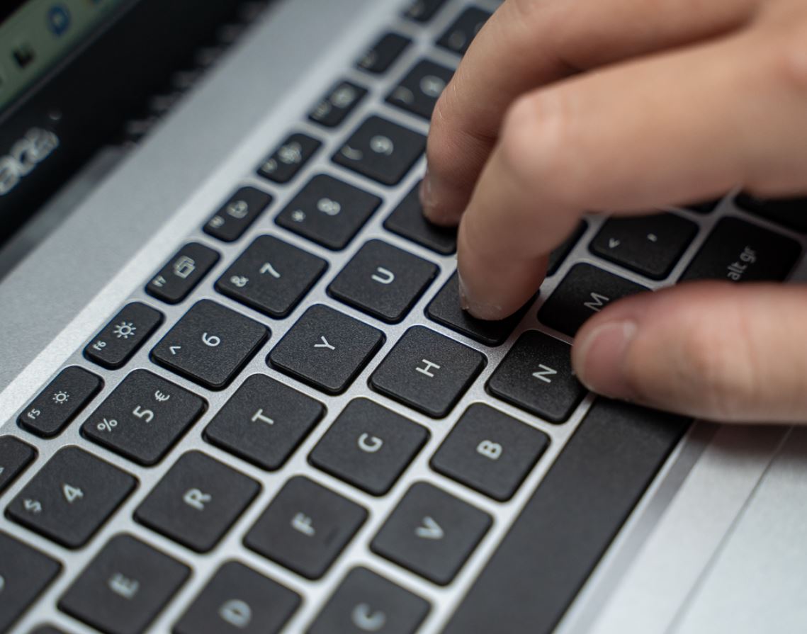 The keyboard and trackpad of Acer Aspire 3 2023