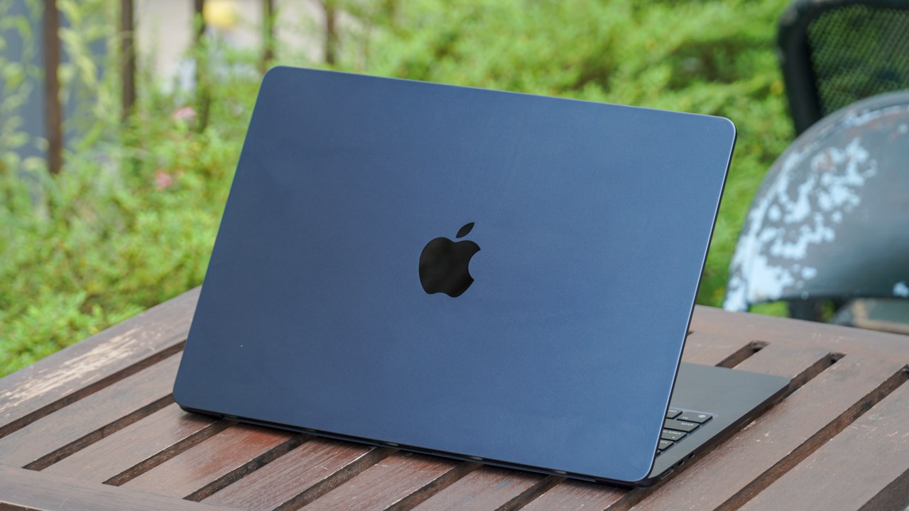 Review of MacBook Air M2 13inch after 1 year